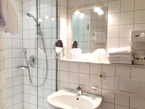 thumbnail: Bathroom