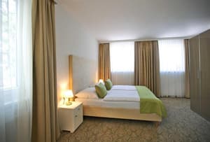 thumbnail: General view