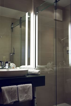 thumbnail: Bathroom