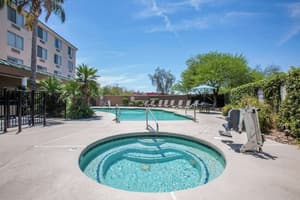 thumbnail: Pool