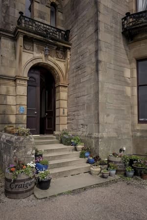 thumbnail: Interior entrance