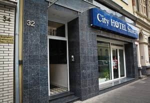 thumbnail: Property entrance