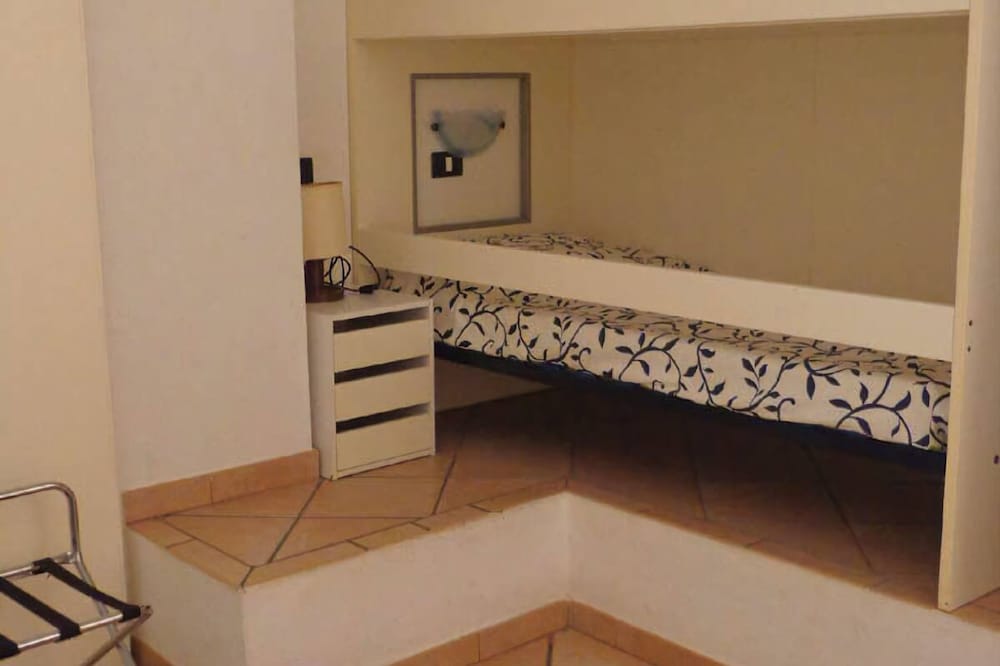 Children's theme room