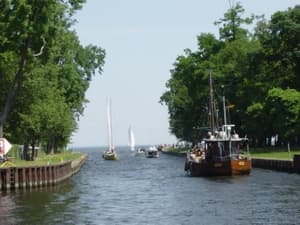 thumbnail: Boating