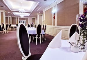 thumbnail: Breakfast area