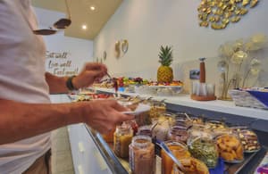 thumbnail: Breakfast buffet