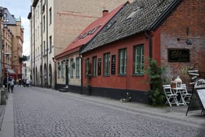 thumbnail: Front of property