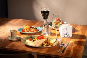 thumbnail: Restaurant
