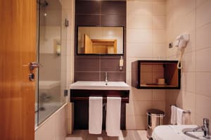 thumbnail: Bathroom