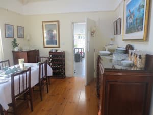 thumbnail: Breakfast area