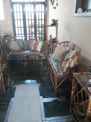 thumbnail: Interior detail