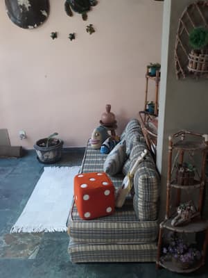 thumbnail: Interior detail