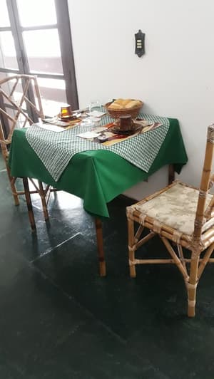thumbnail: Breakfast area