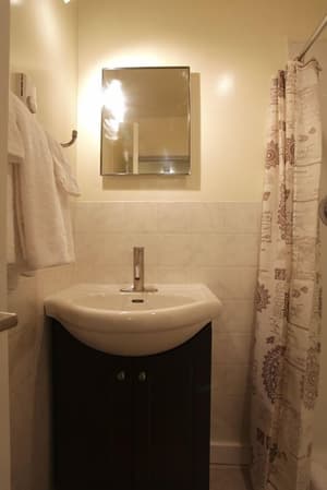 thumbnail: Bathroom sink