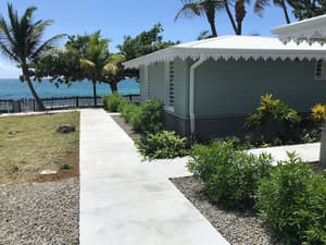thumbnail: Exterior
