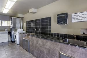 thumbnail: Laundry room