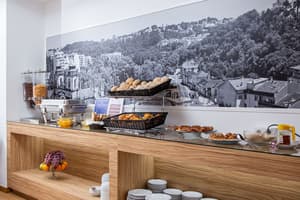 thumbnail: Breakfast buffet