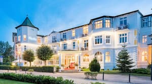 thumbnail: Front of property