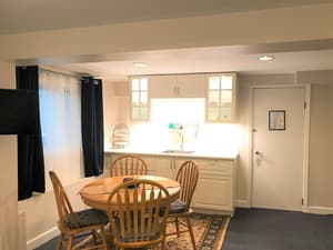 thumbnail: In-room dining