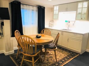 thumbnail: In-room dining