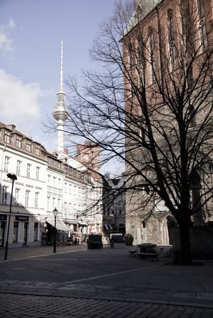 thumbnail: Exterior detail