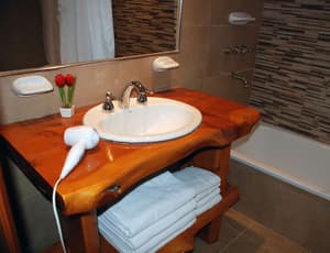 thumbnail: Bathroom
