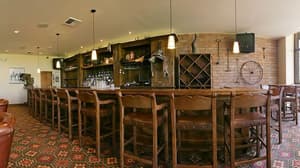 thumbnail: Bar (on property)