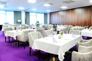 thumbnail: Restaurant