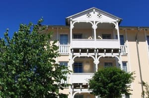 thumbnail: Exterior