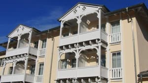 thumbnail: Front of property