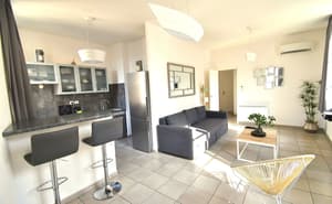 thumbnail: Living area