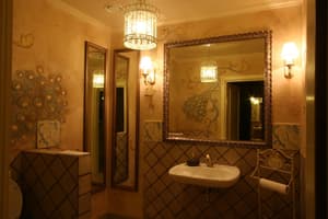 thumbnail: Interior detail