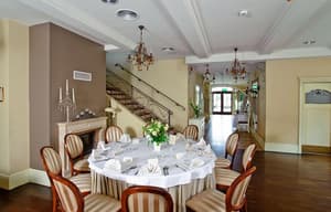 thumbnail: Banquet hall