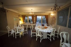 thumbnail: Breakfast area