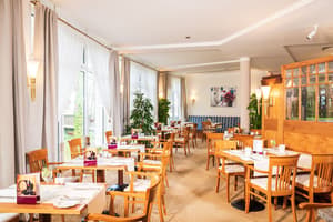 thumbnail: Restaurant