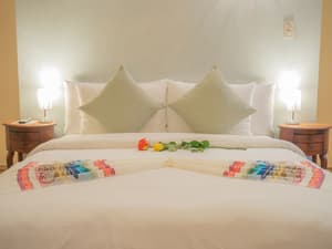 thumbnail: Room