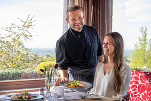 thumbnail: Restaurant