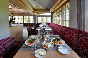 thumbnail: Dining