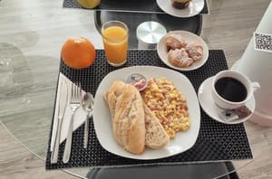thumbnail: In-room dining