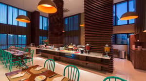 thumbnail: Breakfast area