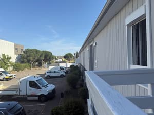 thumbnail: Front of property
