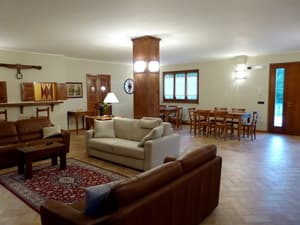 thumbnail: Living room