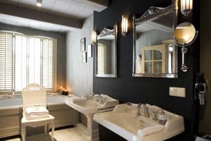 thumbnail: Bathroom sink