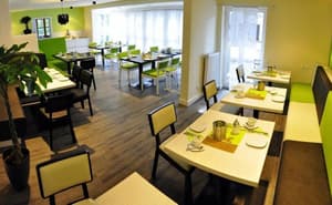 thumbnail: Restaurant