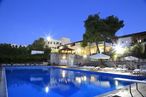 thumbnail: Outdoor pool