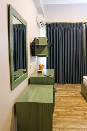 thumbnail: Room