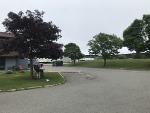 thumbnail: BBQ/picnic area
