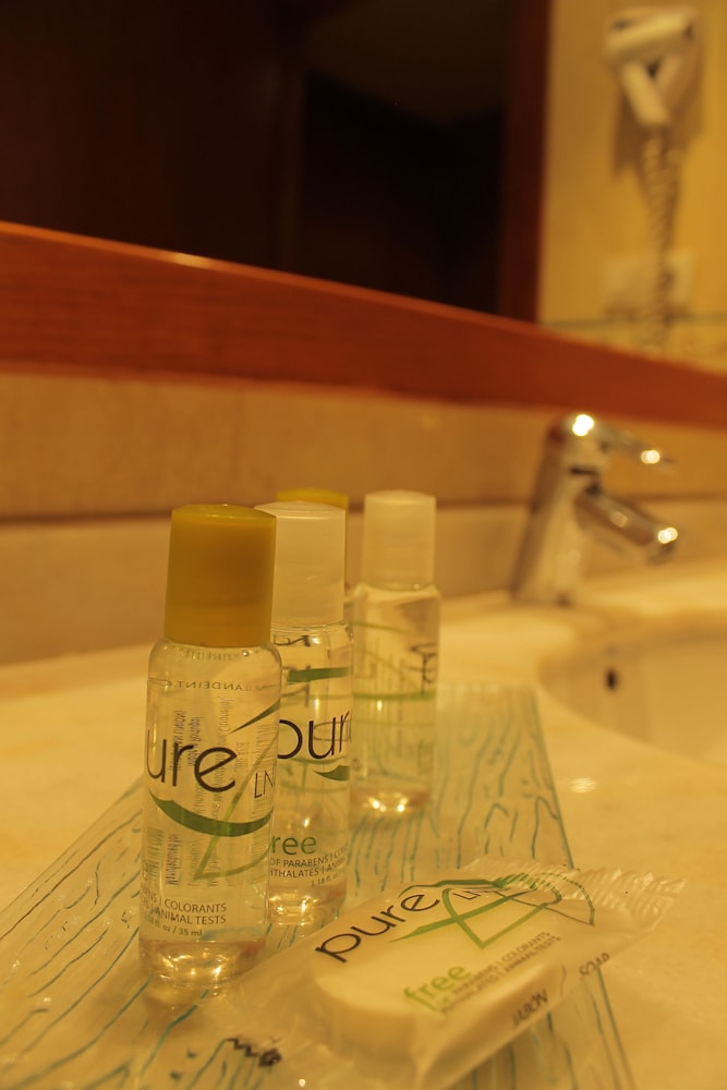 Bathroom amenities