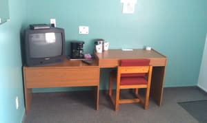 thumbnail: In-room business center