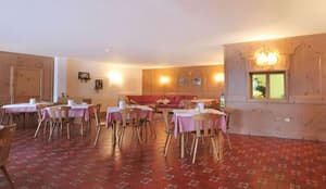 thumbnail: Breakfast area